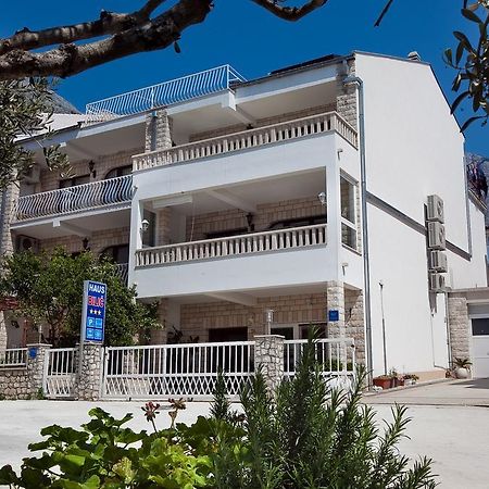 شقة House Bilic Baška Voda المظهر الخارجي الصورة