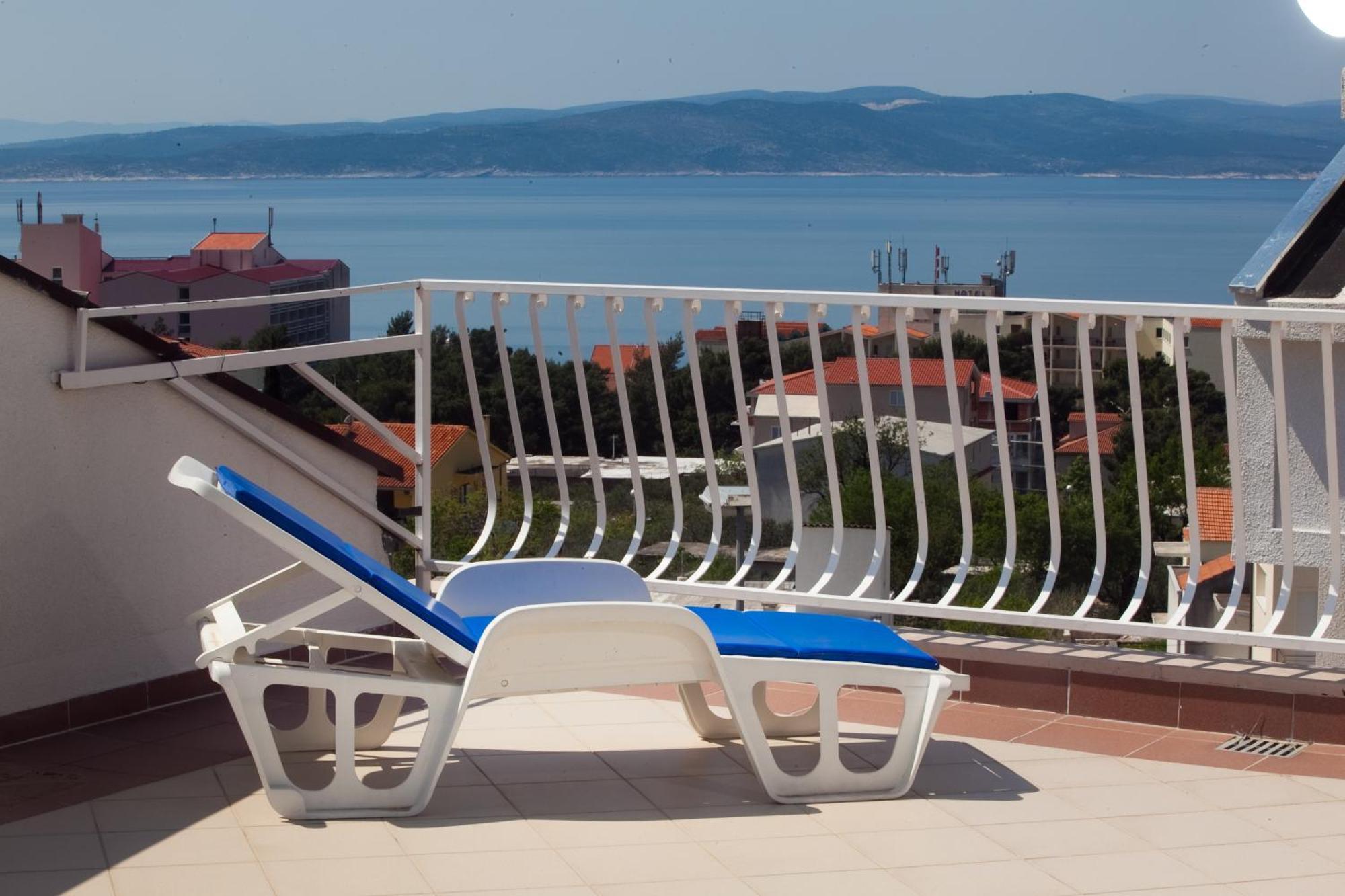 شقة House Bilic Baška Voda الغرفة الصورة