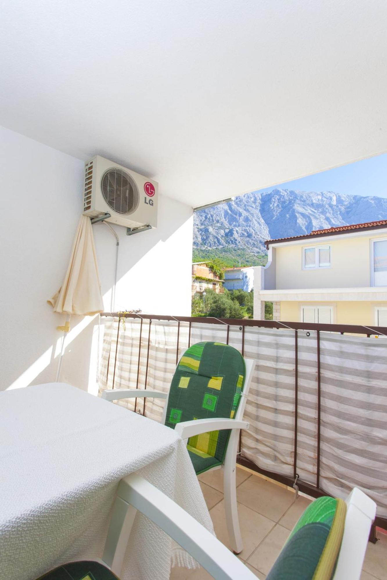 شقة House Bilic Baška Voda الغرفة الصورة