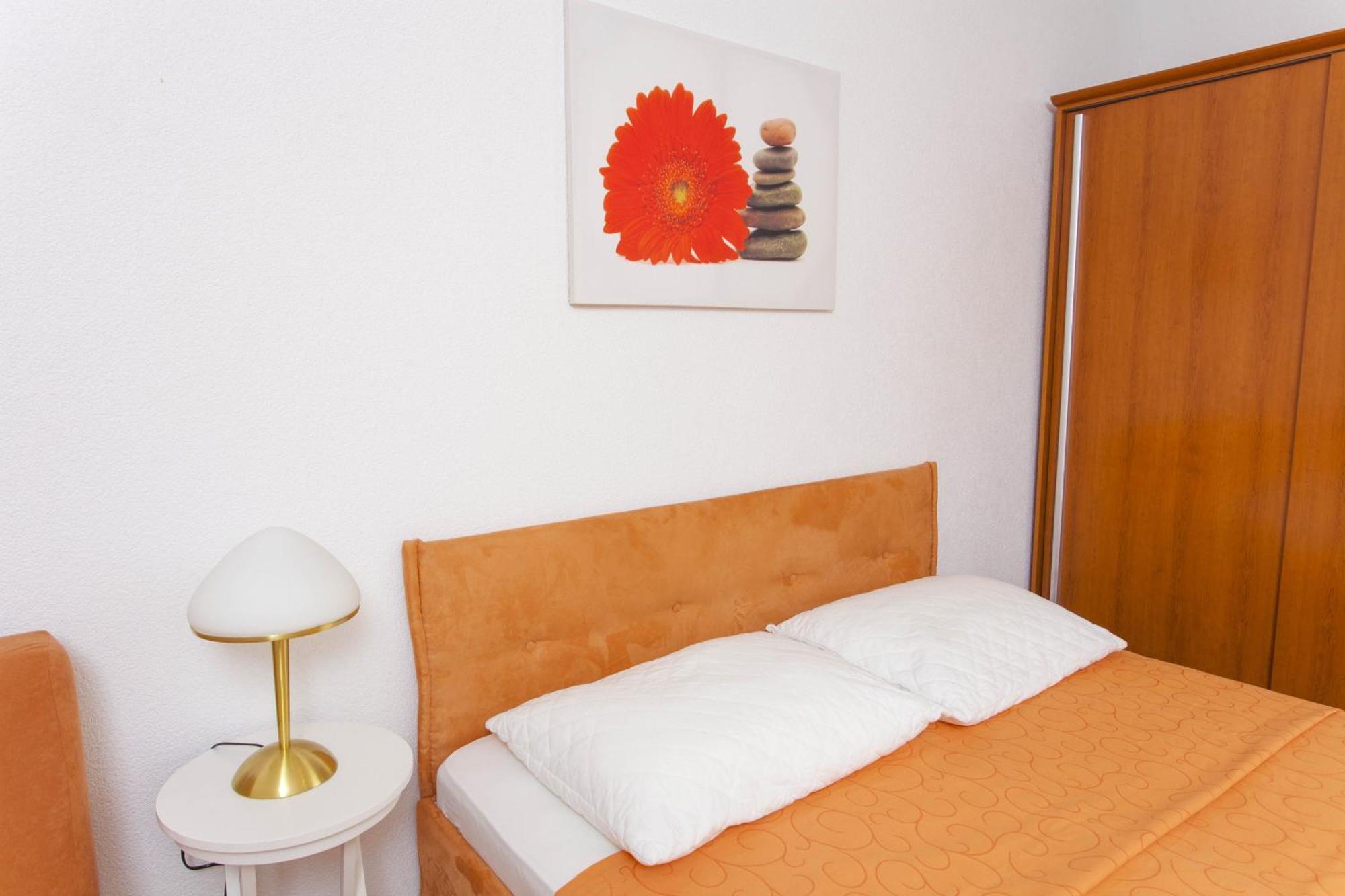 شقة House Bilic Baška Voda الغرفة الصورة
