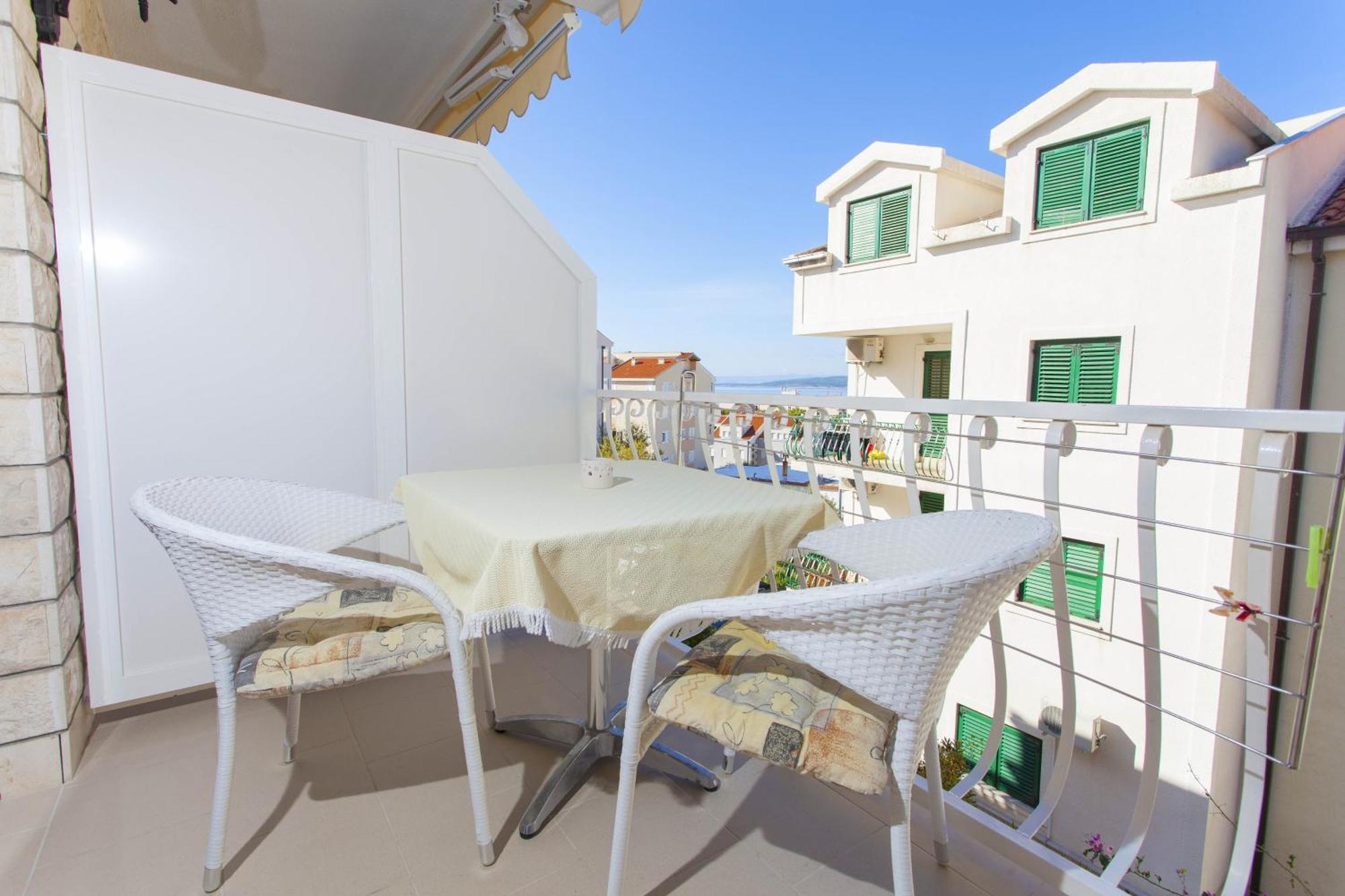 شقة House Bilic Baška Voda الغرفة الصورة