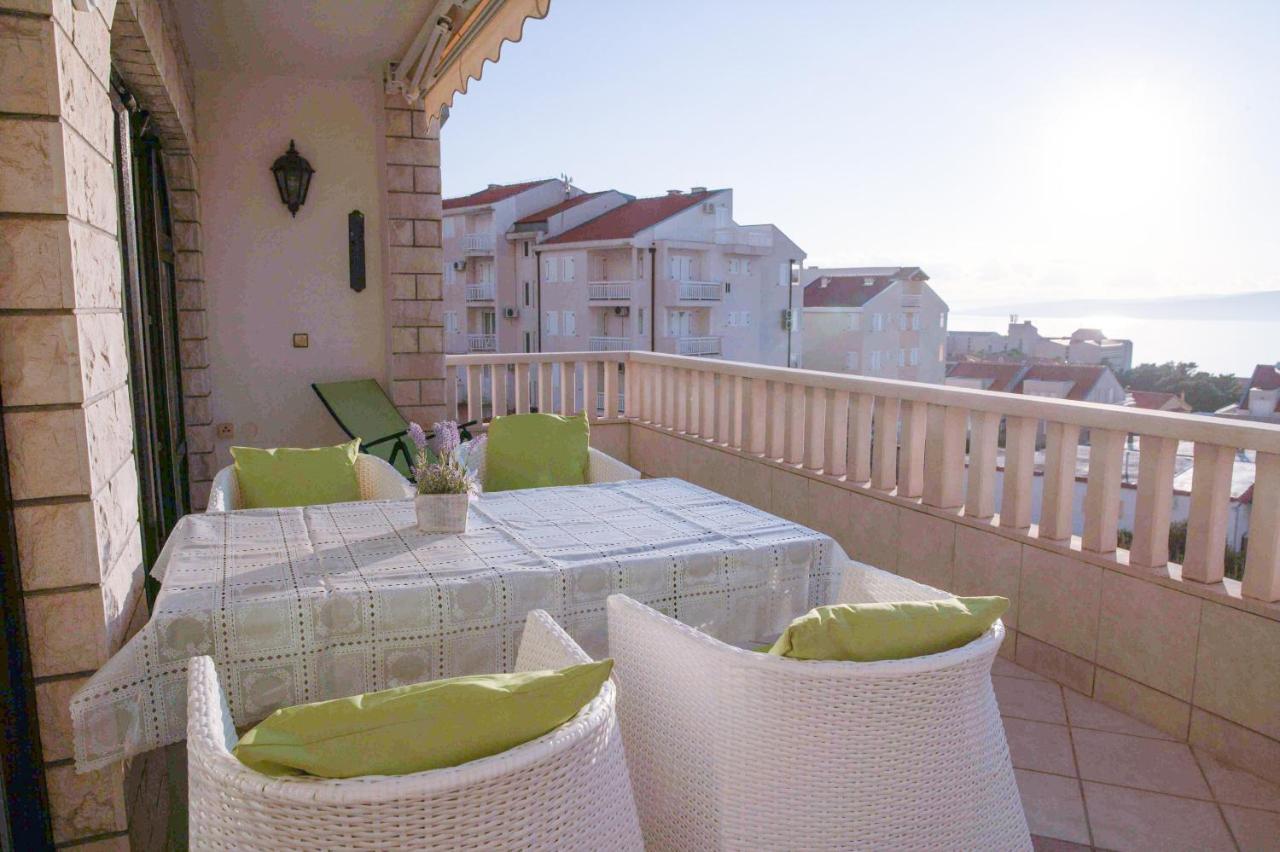 شقة House Bilic Baška Voda المظهر الخارجي الصورة