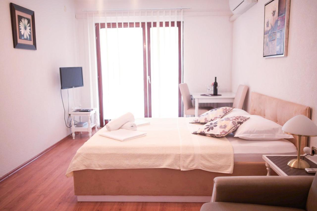 شقة House Bilic Baška Voda المظهر الخارجي الصورة